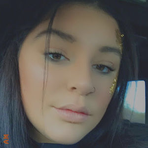 Meet your Posher, Marissa